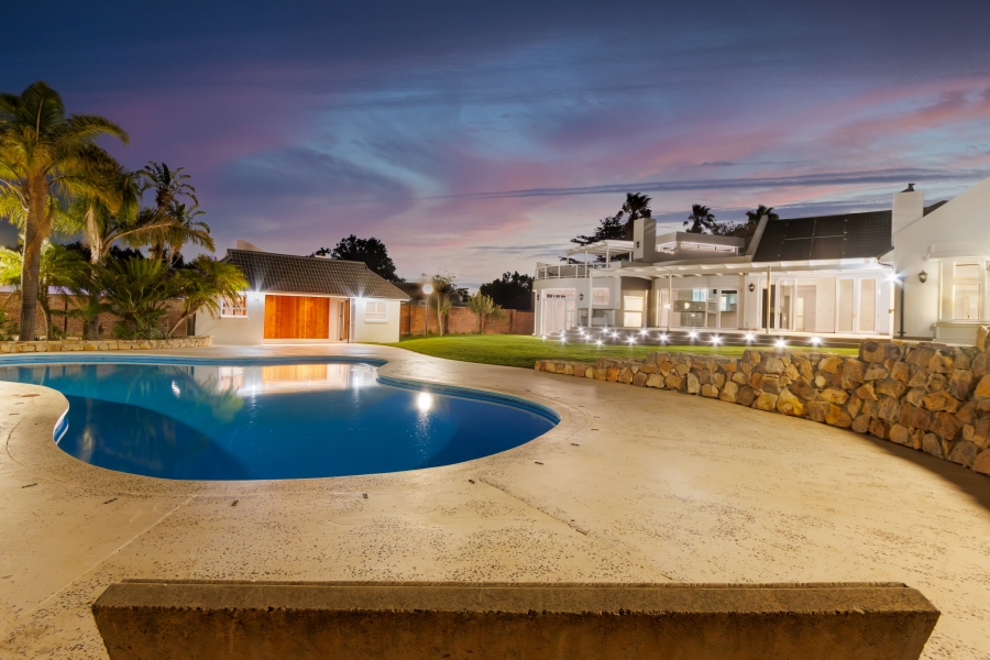 4 Bedroom Property for Sale in Golden Hill Western Cape